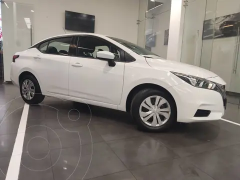 foto Nissan Versa Sense usado (2020) color Blanco precio $259,100