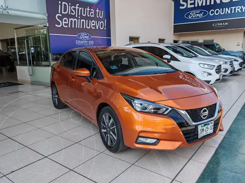 Nissan Versa Advance usado (2021) color Naranja precio $289,000