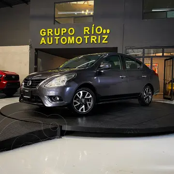 Nissan Versa Advance Aut usado (2019) color Gris Oscuro precio $209,000