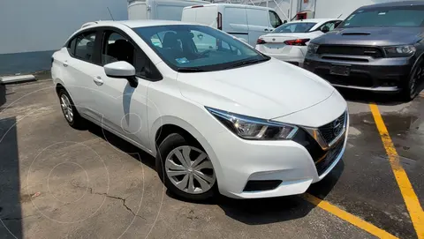Nissan Versa Sense usado (2021) color Blanco precio $270,000