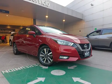 Nissan Versa Advance usado (2020) color Rojo precio $265,000