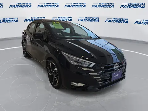 Nissan Versa SR usado (2024) color Negro financiado en mensualidades(enganche $86,125 mensualidades desde $7,144)