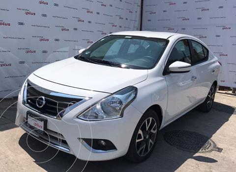 Nissan Versa Exclusive NAVI Aut usado (2018) color Blanco precio $219,000