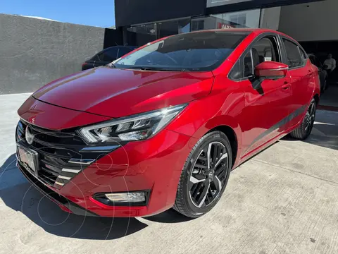 Nissan Versa 2024 usado (2024) color Rojo precio $330,000