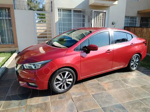 Nissan Versa Advance usado (2020) color Rojo precio $260,000