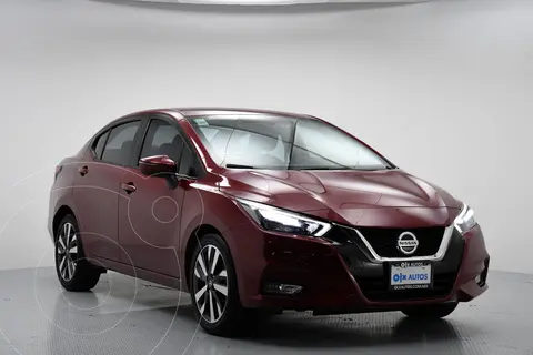 Nissan Versa Exclusive NAVI Aut usado (2020) color Rojo financiado en mensualidades(enganche $80,500 mensualidades desde $4,790)