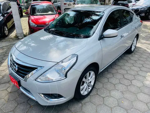 Nissan Versa Advance Aut usado (2015) color Plata precio $167,000