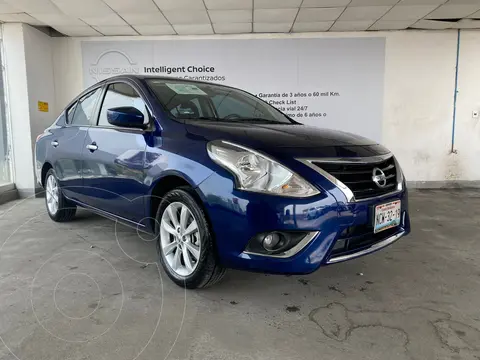 foto Nissan Versa Advance usado (2018) color Azul Marino precio $235,800