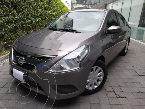 foto Nissan Versa Sense Aut usado (2016) color Plata Dorado precio $140,000