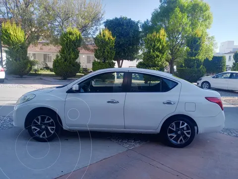 foto Nissan Versa Advance usado (2012) color Blanco precio $130,000