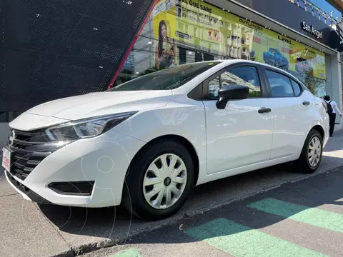 Nissan Versa Sense Aut usado (2024) color Blanco precio $291,000
