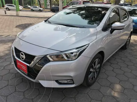 Nissan Versa Advance usado (2021) color Plata precio $330,000