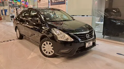 Nissan Versa Sense usado (2018) color Negro precio $204,900