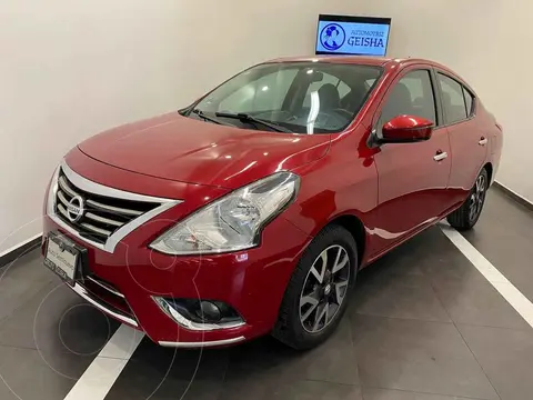 Nissan Versa Exclusive Aut usado (2015) color Vino Tinto precio $190,000