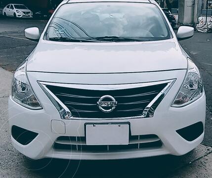 Nissan Versa Sense usado (2018) color Blanco precio $210,000