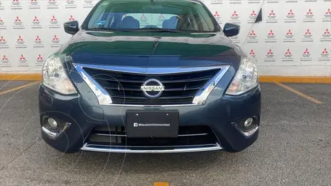 foto Nissan Versa Exclusive NAVI Aut usado (2017) color Azul precio $219,900
