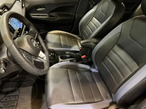 Nissan Versa Exclusive Aut usado (2024) color Azul financiado en mensualidades(enganche $152,570 mensualidades desde $6,658)