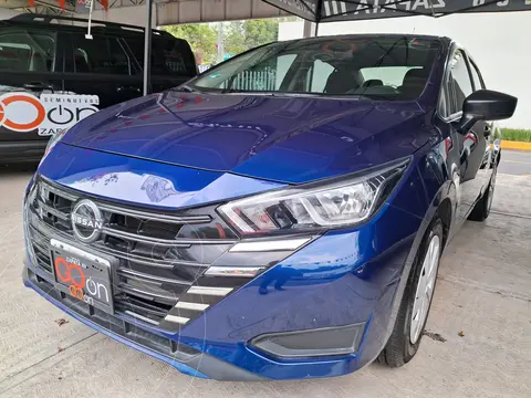 Nissan Versa Sense Aut usado (2023) color Azul precio $255,000