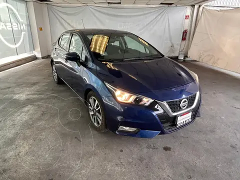 Nissan Versa Advance usado (2020) color Azul precio $239,800
