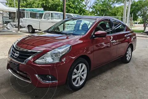 Nissan Versa Advance usado (2018) color Rojo precio $158,000
