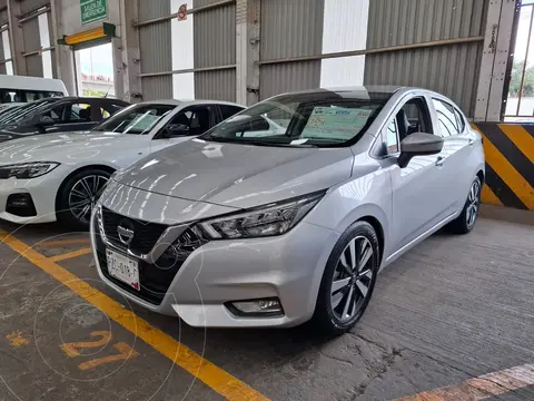 Nissan Versa Exclusive Aut usado (2020) color Titanio financiado en mensualidades(enganche $70,500 mensualidades desde $4,500)