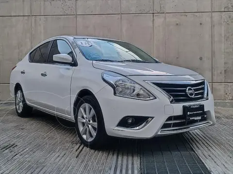 Nissan Versa Advance usado (2018) color Blanco precio $170,000