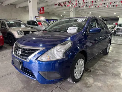 Nissan Versa Sense usado (2018) color Azul precio $186,000