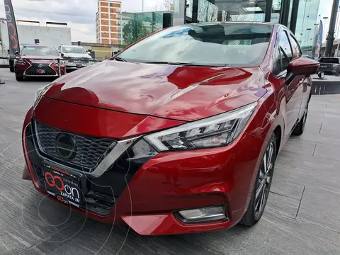 Nissan Versa Platinum Aut usado (2020) color Rojo precio $249,000