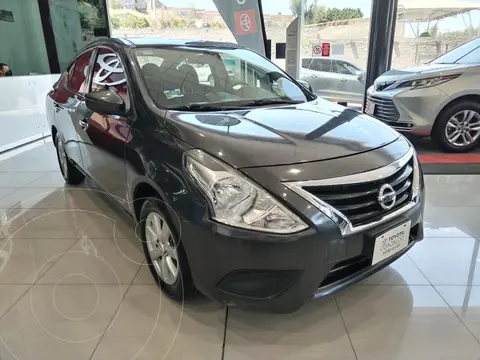 Nissan Versa Sense Aut usado (2019) color Gris precio $199,000