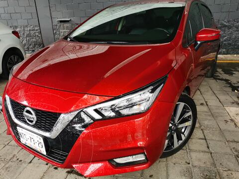 Nissan Versa Exclusive Aut usado (2020) color Rojo precio $325,000