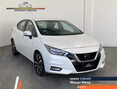 Nissan Versa Platinum Aut usado (2021) color Blanco financiado en mensualidades(enganche $77,669 mensualidades desde $5,988)