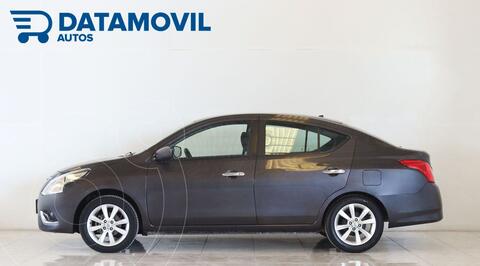 foto Nissan Versa Advance Aut usado (2016) color Gris precio $192,000