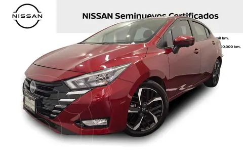 Nissan Versa Exclusive Aut usado (2024) color Rojo precio $390,000