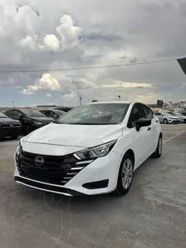 Nissan Versa Sense Aut usado (2023) color Blanco precio $285,000