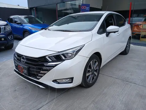 Nissan Versa Advance usado (2024) color Blanco financiado en mensualidades(enganche $87,200 mensualidades desde $6,668)