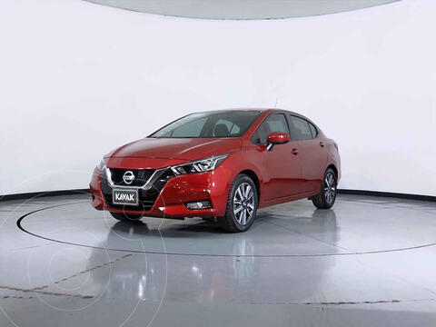 Nissan Versa Advance usado (2020) color Rojo precio $293,999