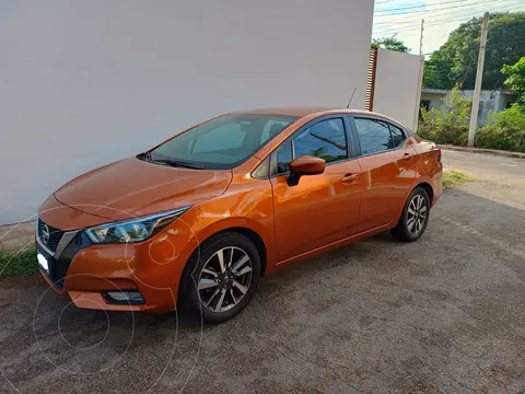 Nissan Versa Advance usado (2021) color Naranja financiado en mensualidades(enganche $71,250 mensualidades desde $7,701)