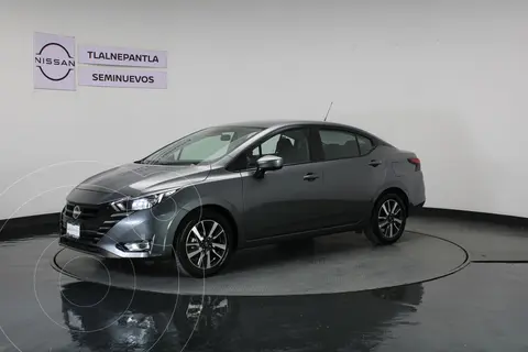 Nissan Versa Advance usado (2025) color Gris precio $336,000