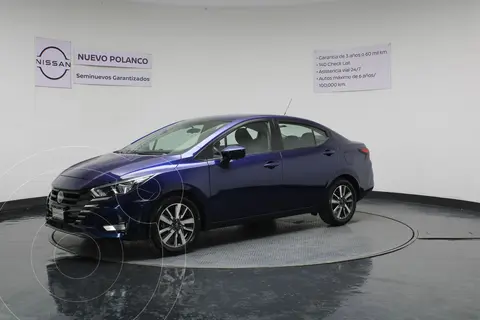 Nissan Versa Advance usado (2023) color Azul precio $275,000