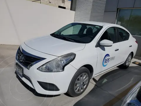 Nissan Versa Sense usado (2015) color Blanco precio $166,064