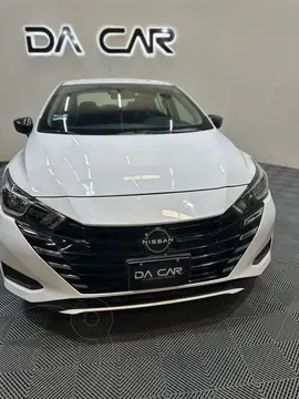 Nissan Versa Sense Aut usado (2023) color Blanco precio $285,000