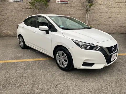 Nissan Versa Sense usado (2021) color Blanco precio $252,000