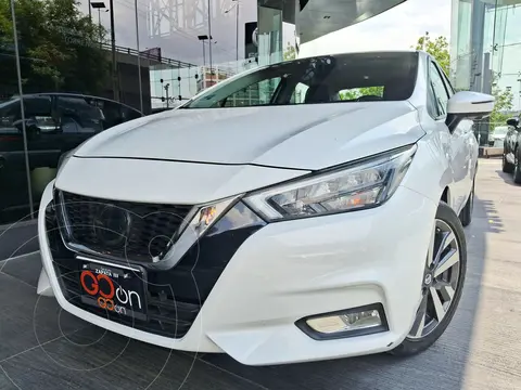 Nissan Versa Platinum Aut usado (2020) color Blanco precio $265,000