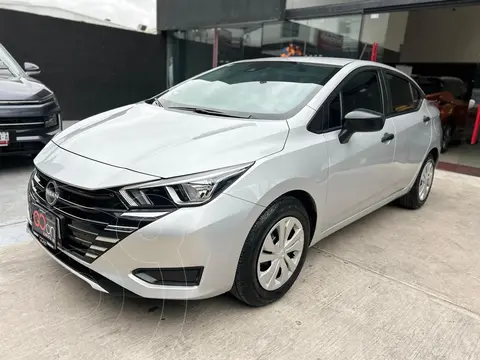 Nissan Versa Sense usado (2024) color Blanco financiado en mensualidades(enganche $76,300 mensualidades desde $5,835)
