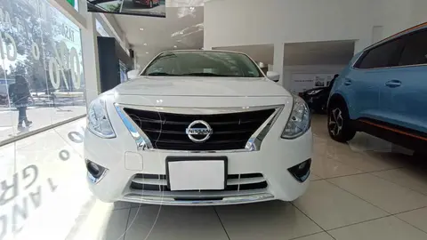 Nissan Versa Advance Aut usado (2016) color Blanco precio $195,000