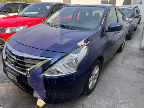 Nissan Versa Sense usado (2019) color Azul precio $205,000