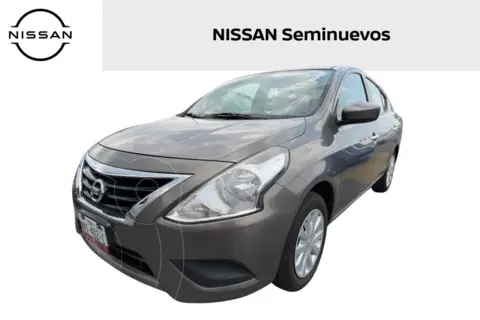 Nissan Versa Sense usado (2015) color Caf precio $155,000
