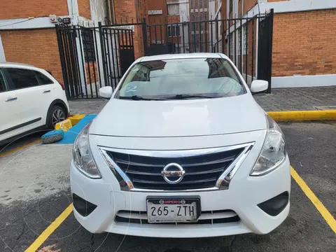 Nissan Versa Advance usado (2015) color Blanco precio $150,000