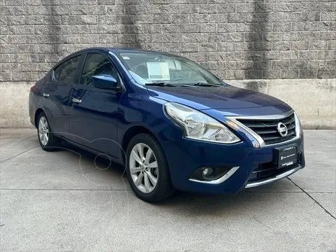 Nissan Versa Advance usado (2018) color Azul precio $197,500