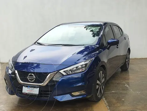 Nissan Versa Exclusive NAVI Aut usado (2020) color Azul financiado en mensualidades(enganche $77,500 mensualidades desde $5,667)